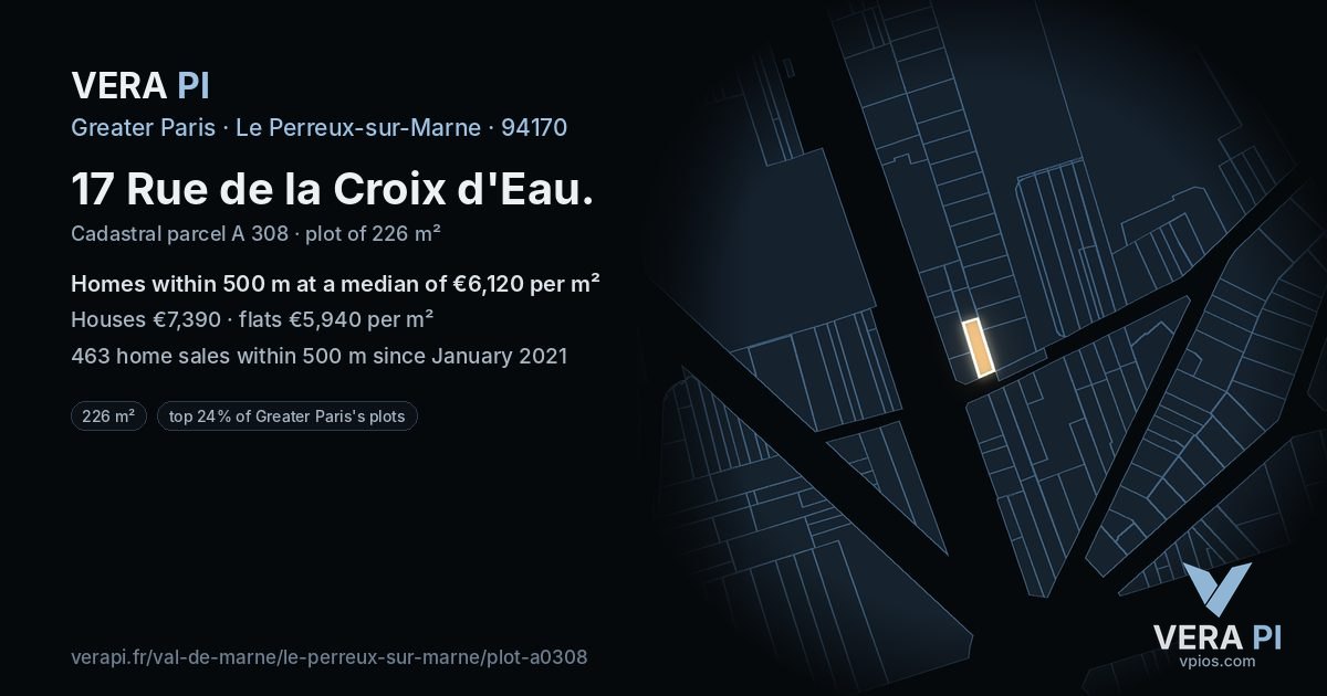 17 Rue de la Croix d'Eau, Le Perreux-sur-Marne at night – the plot lit, the parcels around coloured by the prices near them