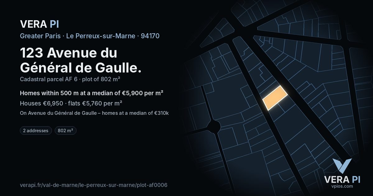 123 Avenue du Général de Gaulle, Le Perreux-sur-Marne at night – the plot lit, the parcels around coloured by the prices near them