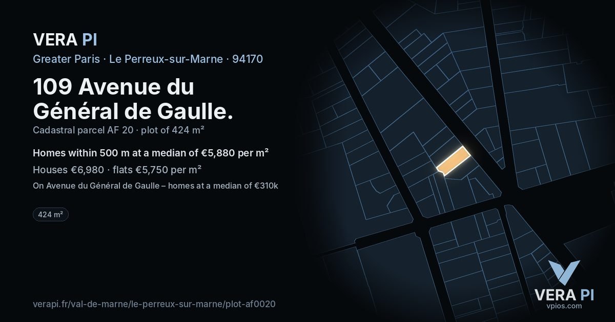 109 Avenue du Général de Gaulle, Le Perreux-sur-Marne at night – the plot lit, the parcels around coloured by the prices near them