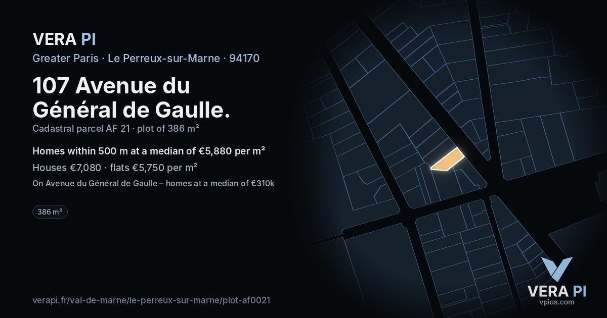 107 Avenue du Général de Gaulle, Le Perreux-sur-Marne at night – the plot lit, the parcels around coloured by the prices near them