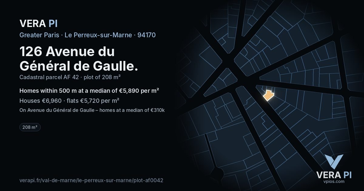 126 Avenue du Général de Gaulle, Le Perreux-sur-Marne at night – the plot lit, the parcels around coloured by the prices near them