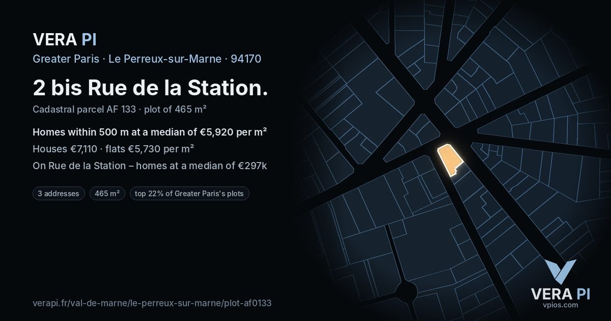 2 bis Rue de la Station, Le Perreux-sur-Marne at night – the plot lit, the parcels around coloured by the prices near them
