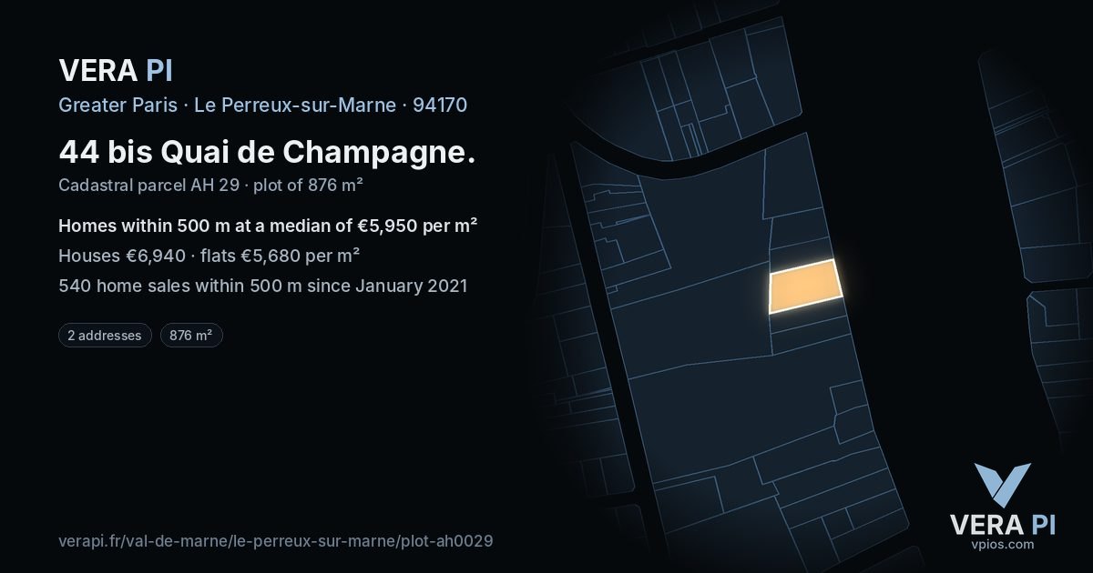 44 bis Quai de Champagne, Le Perreux-sur-Marne at night – the plot lit, the parcels around coloured by the prices near them
