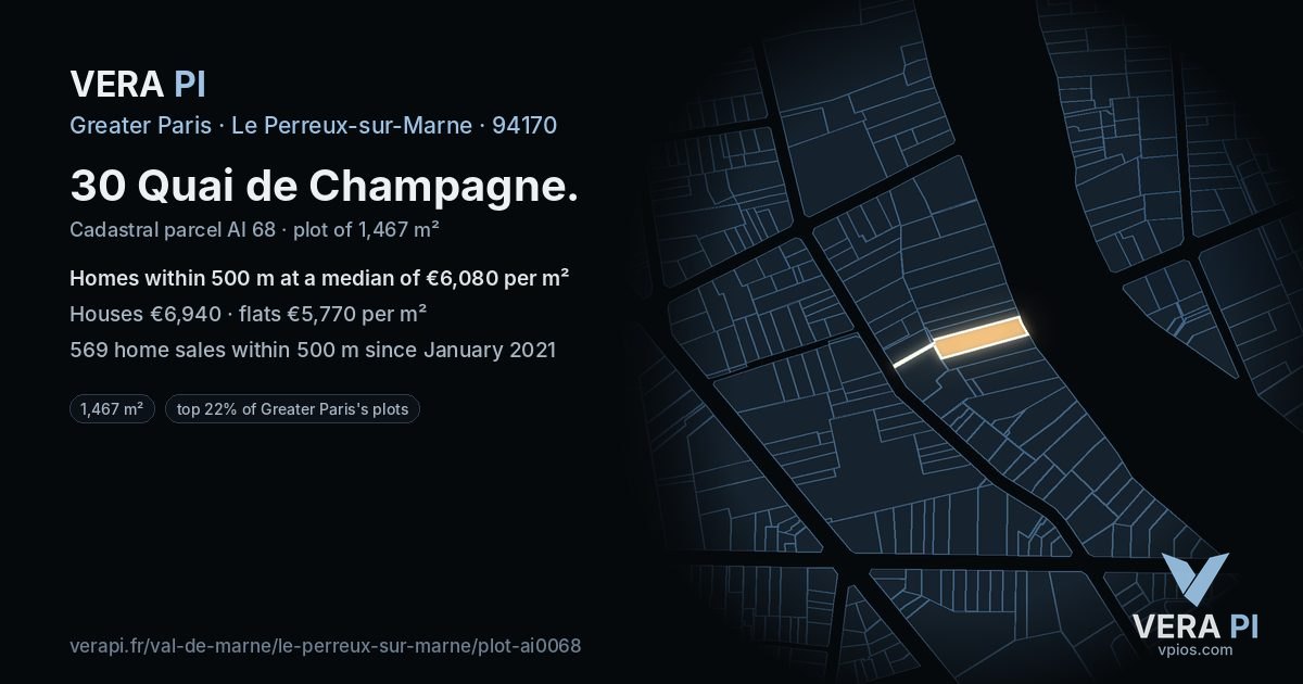 30 Quai de Champagne, Le Perreux-sur-Marne at night – the plot lit, the parcels around coloured by the prices near them