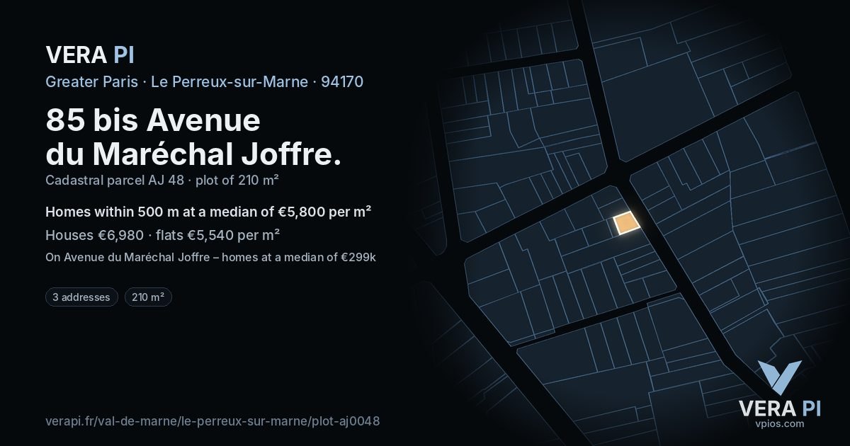 85 bis Avenue du Maréchal Joffre, Le Perreux-sur-Marne at night – the plot lit, the parcels around coloured by the prices near them