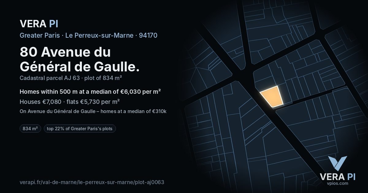 80 Avenue du Général de Gaulle, Le Perreux-sur-Marne at night – the plot lit, the parcels around coloured by the prices near them