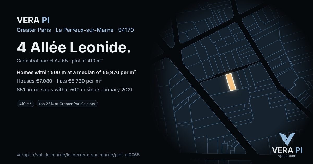 4 Allée Leonide, Le Perreux-sur-Marne at night – the plot lit, the parcels around coloured by the prices near them