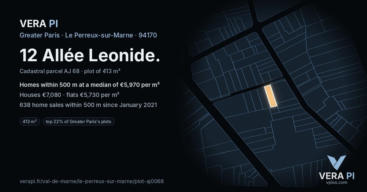 12 Allée Leonide, Le Perreux-sur-Marne at night – the plot lit, the parcels around coloured by the prices near them