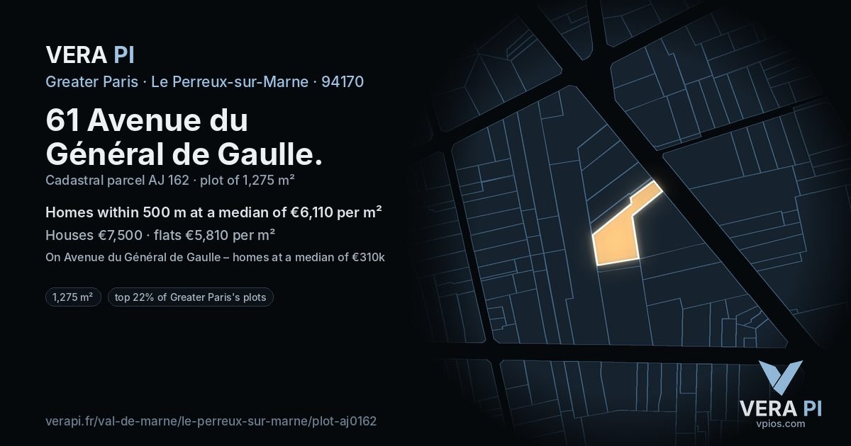 61 Avenue du Général de Gaulle, Le Perreux-sur-Marne at night – the plot lit, the parcels around coloured by the prices near them