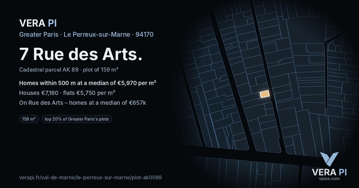 7 Rue des Arts, Le Perreux-sur-Marne at night – the plot lit, the parcels around coloured by the prices near them