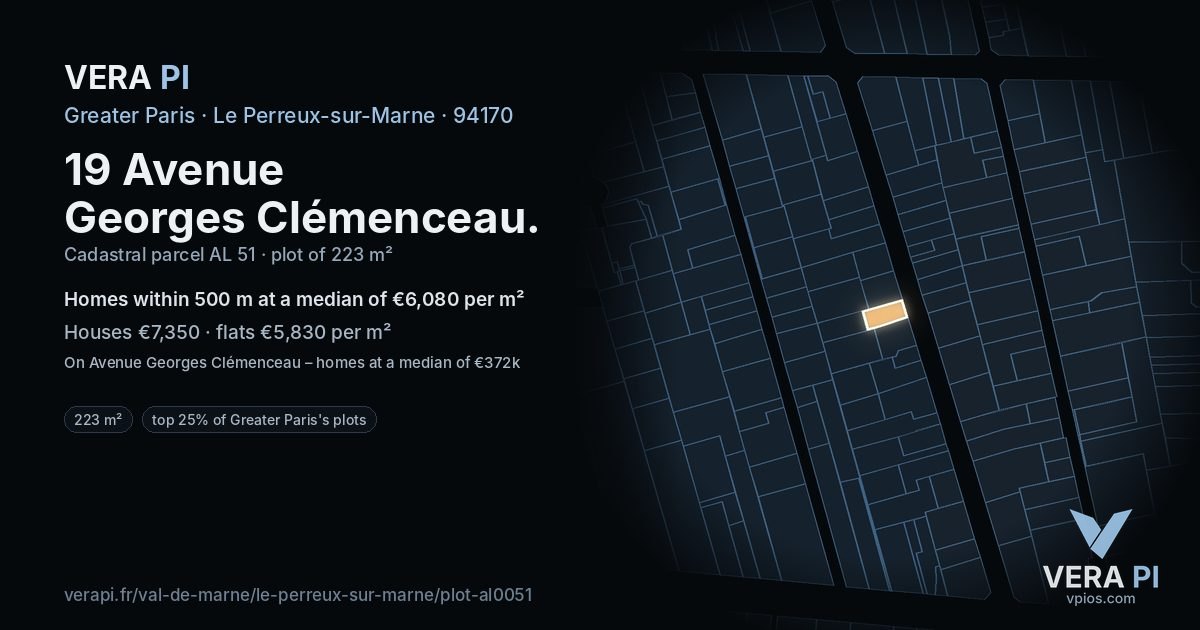 19 Avenue Georges Clémenceau, Le Perreux-sur-Marne at night – the plot lit, the parcels around coloured by the prices near them