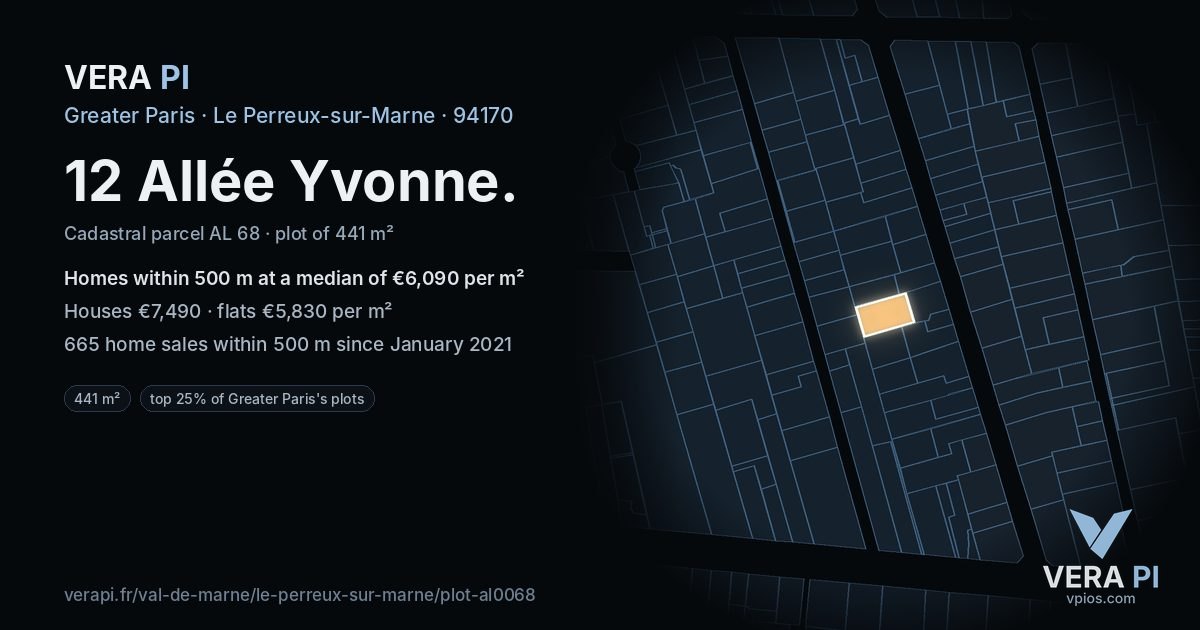12 Allée Yvonne, Le Perreux-sur-Marne at night – the plot lit, the parcels around coloured by the prices near them