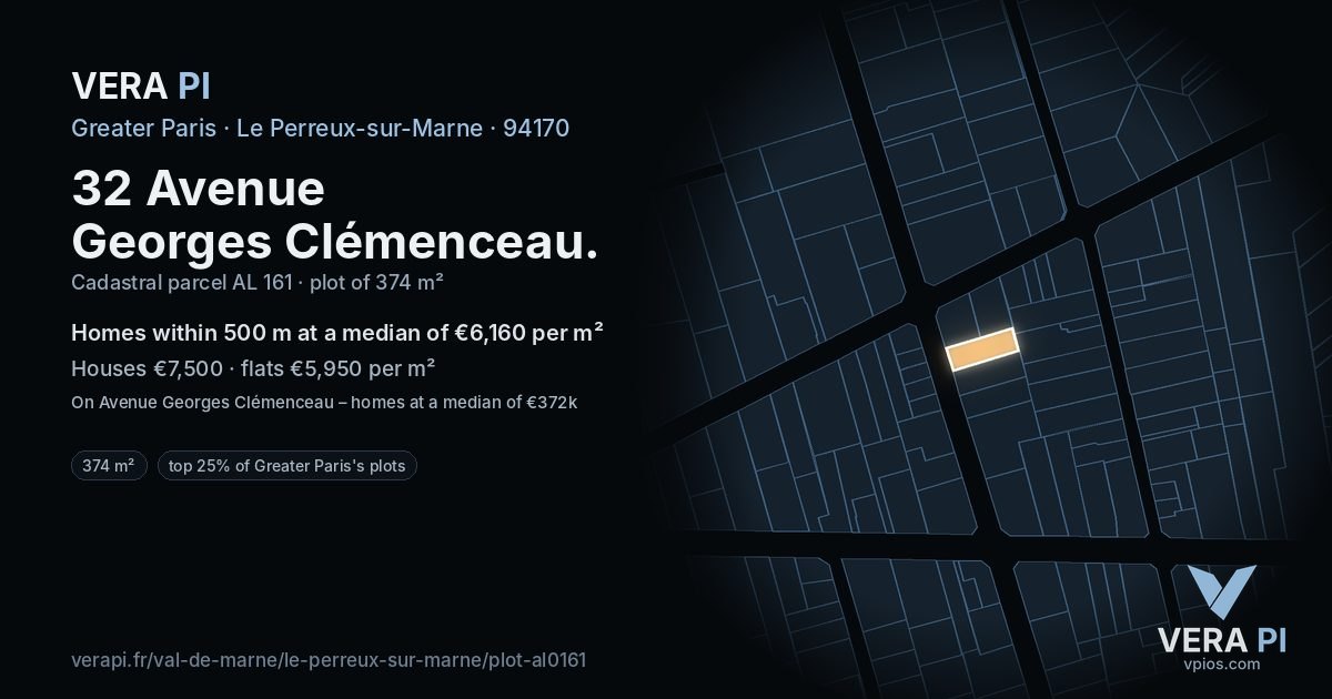 32 Avenue Georges Clémenceau, Le Perreux-sur-Marne at night – the plot lit, the parcels around coloured by the prices near them