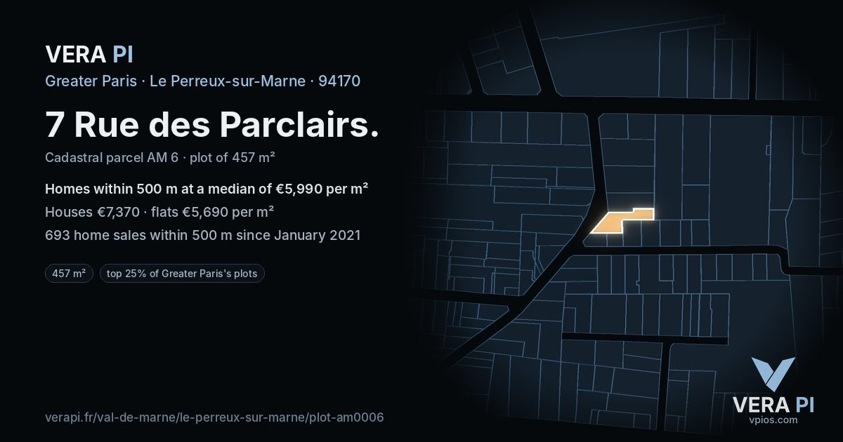 7 Rue des Parclairs, Le Perreux-sur-Marne at night – the plot lit, the parcels around coloured by the prices near them