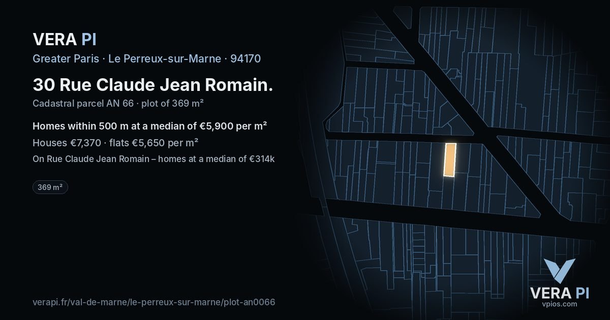 30 Rue Claude Jean Romain, Le Perreux-sur-Marne at night – the plot lit, the parcels around coloured by the prices near them