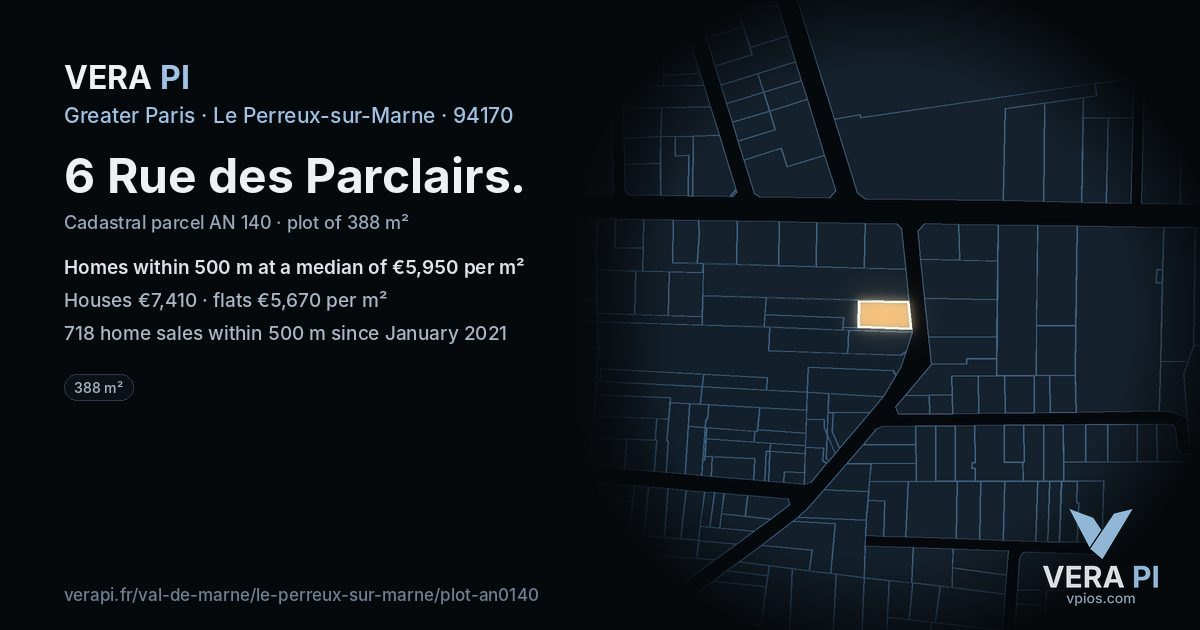6 Rue des Parclairs, Le Perreux-sur-Marne at night – the plot lit, the parcels around coloured by the prices near them
