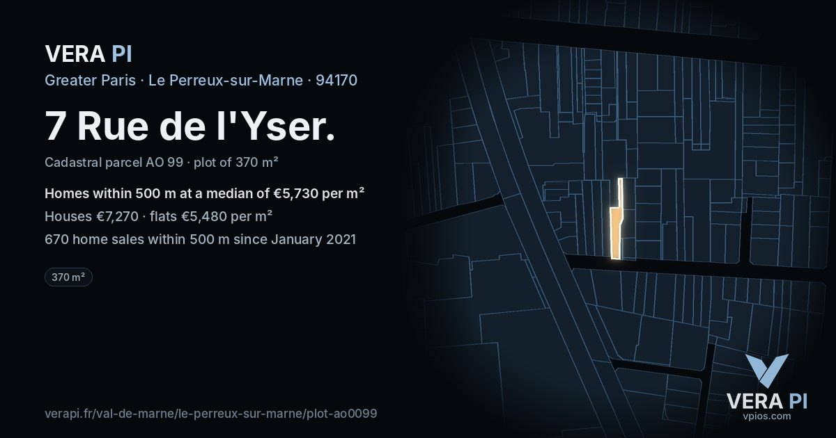 7 Rue de l'Yser, Le Perreux-sur-Marne at night – the plot lit, the parcels around coloured by the prices near them