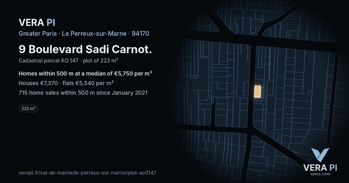 9 Boulevard Sadi Carnot, Le Perreux-sur-Marne at night – the plot lit, the parcels around coloured by the prices near them
