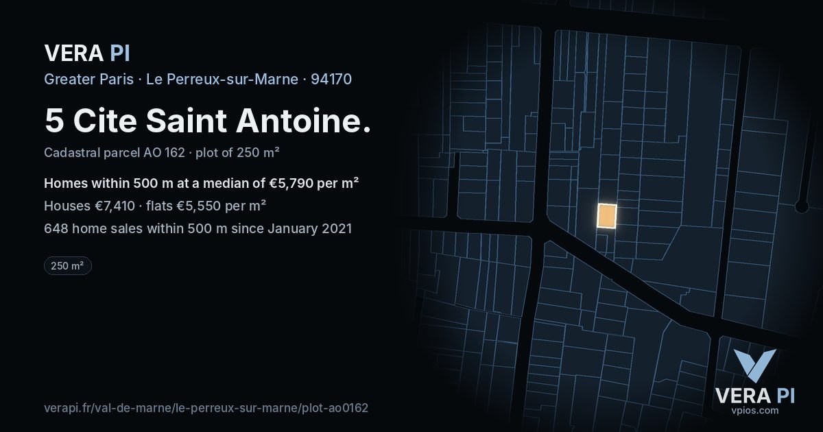 5 Cite Saint Antoine, Le Perreux-sur-Marne at night – the plot lit, the parcels around coloured by the prices near them
