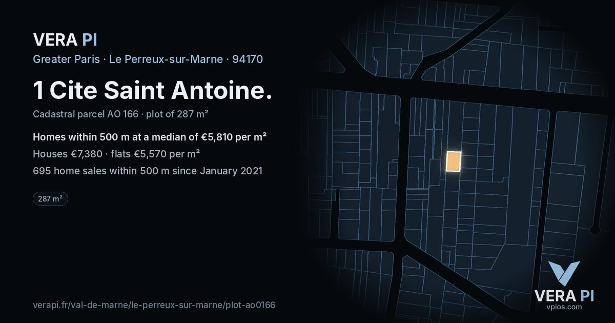 1 Cite Saint Antoine, Le Perreux-sur-Marne at night – the plot lit, the parcels around coloured by the prices near them