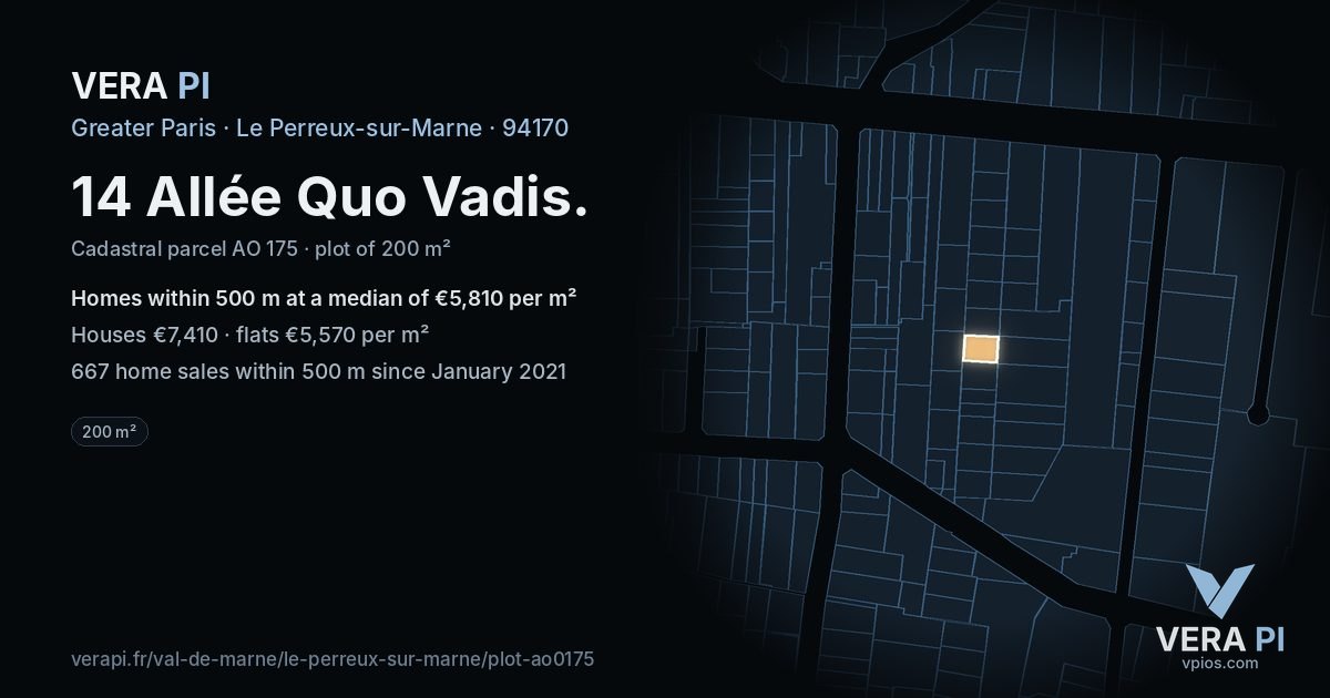14 Allée Quo Vadis, Le Perreux-sur-Marne at night – the plot lit, the parcels around coloured by the prices near them
