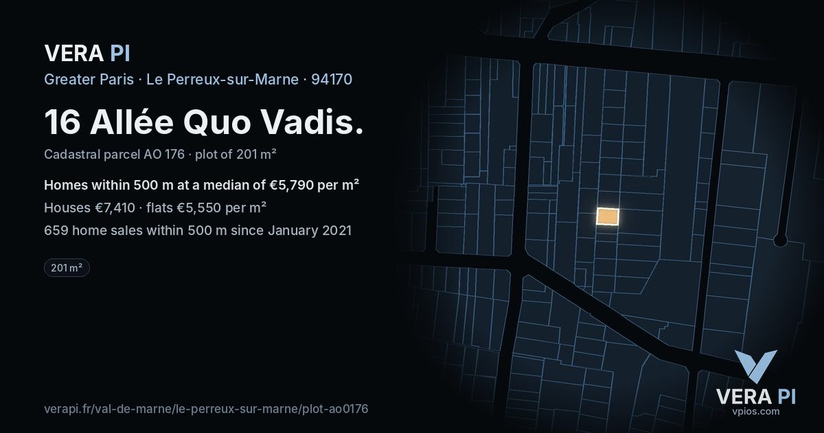 16 Allée Quo Vadis, Le Perreux-sur-Marne at night – the plot lit, the parcels around coloured by the prices near them