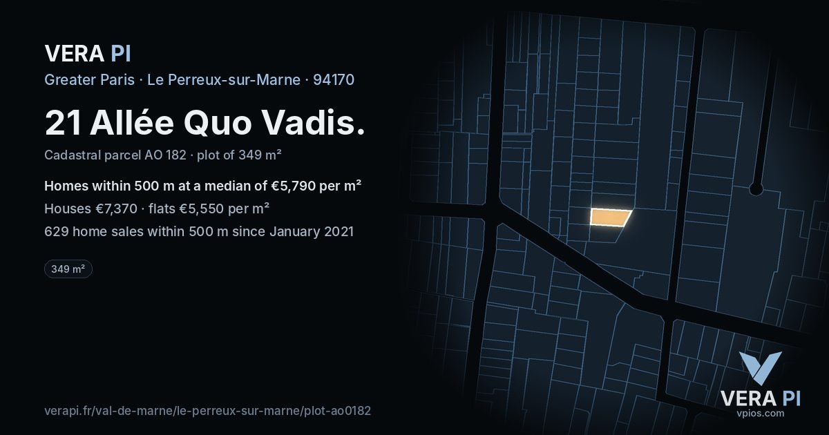 21 Allée Quo Vadis, Le Perreux-sur-Marne at night – the plot lit, the parcels around coloured by the prices near them