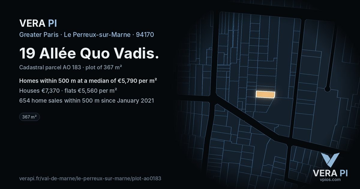 19 Allée Quo Vadis, Le Perreux-sur-Marne at night – the plot lit, the parcels around coloured by the prices near them