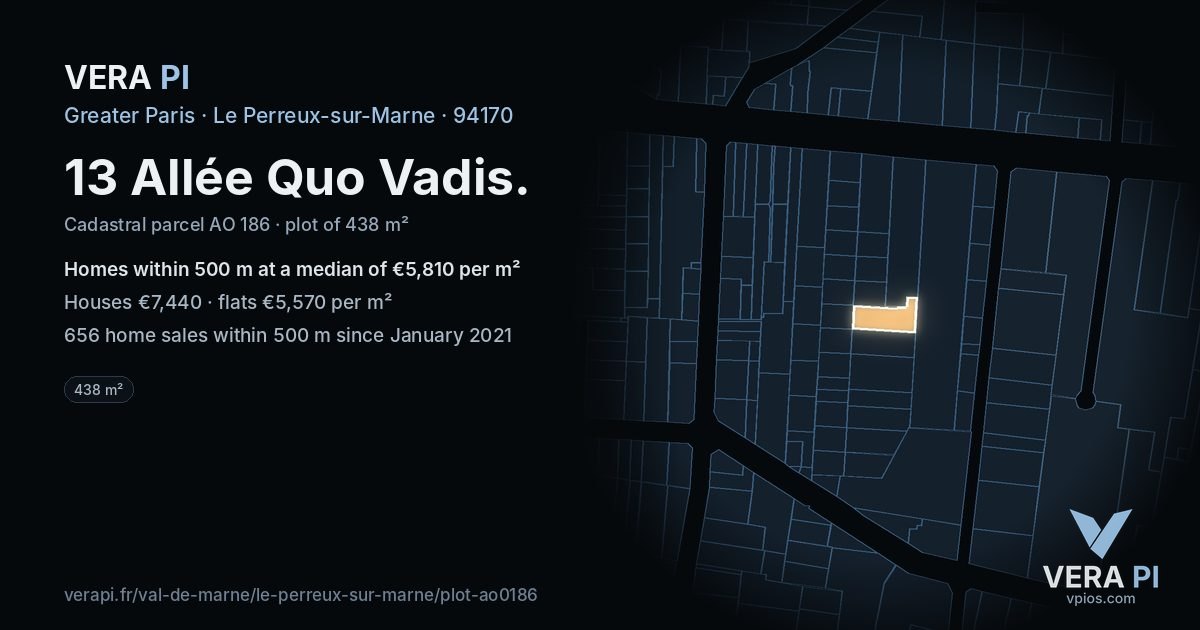 13 Allée Quo Vadis, Le Perreux-sur-Marne at night – the plot lit, the parcels around coloured by the prices near them