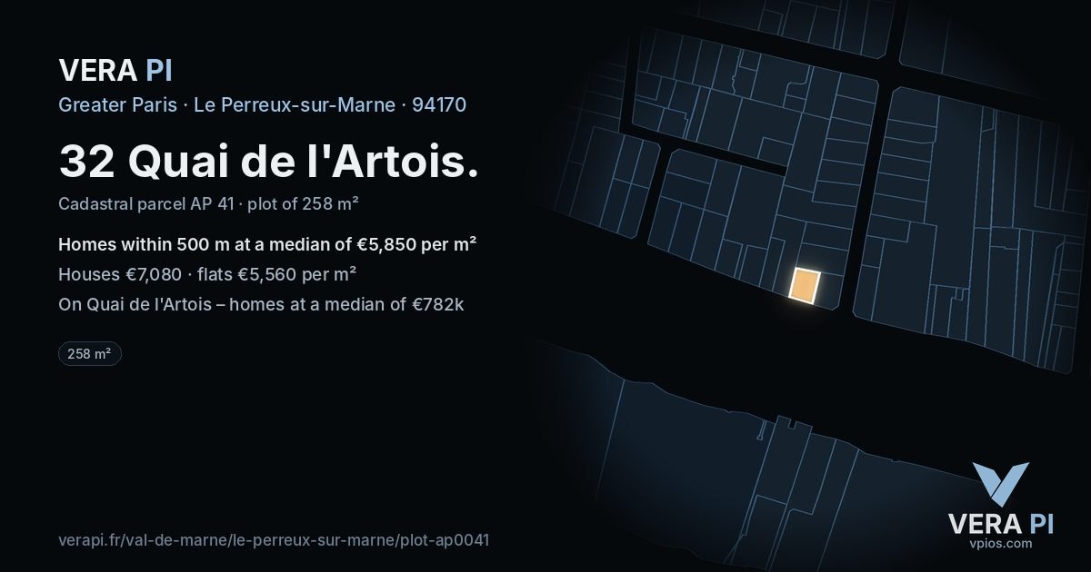 32 Quai de l'Artois, Le Perreux-sur-Marne at night – the plot lit, the parcels around coloured by the prices near them