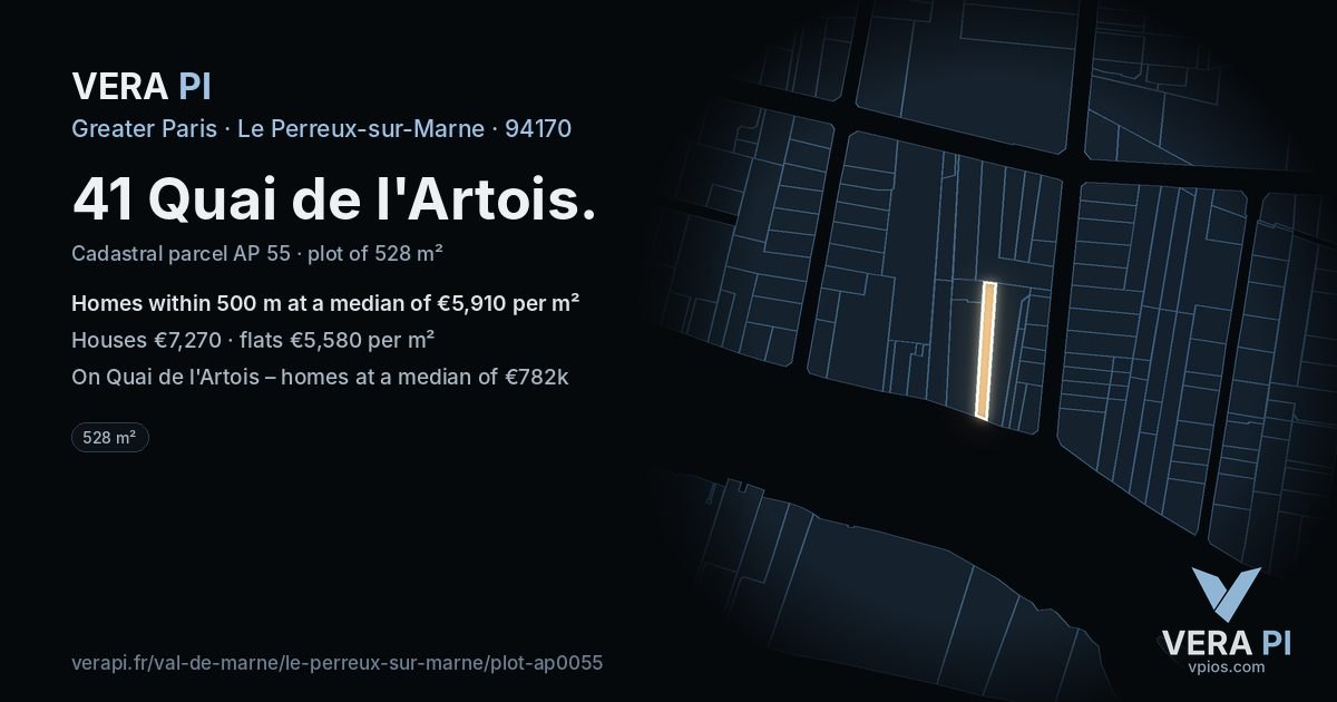 41 Quai de l'Artois, Le Perreux-sur-Marne at night – the plot lit, the parcels around coloured by the prices near them