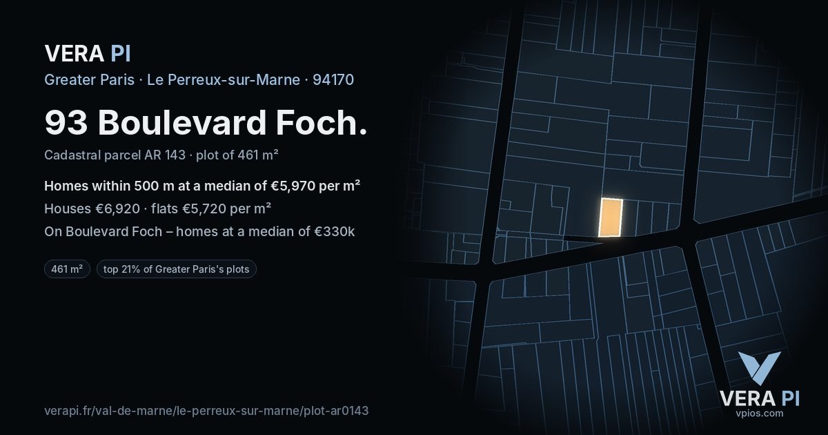 93 Boulevard Foch, Le Perreux-sur-Marne at night – the plot lit, the parcels around coloured by the prices near them