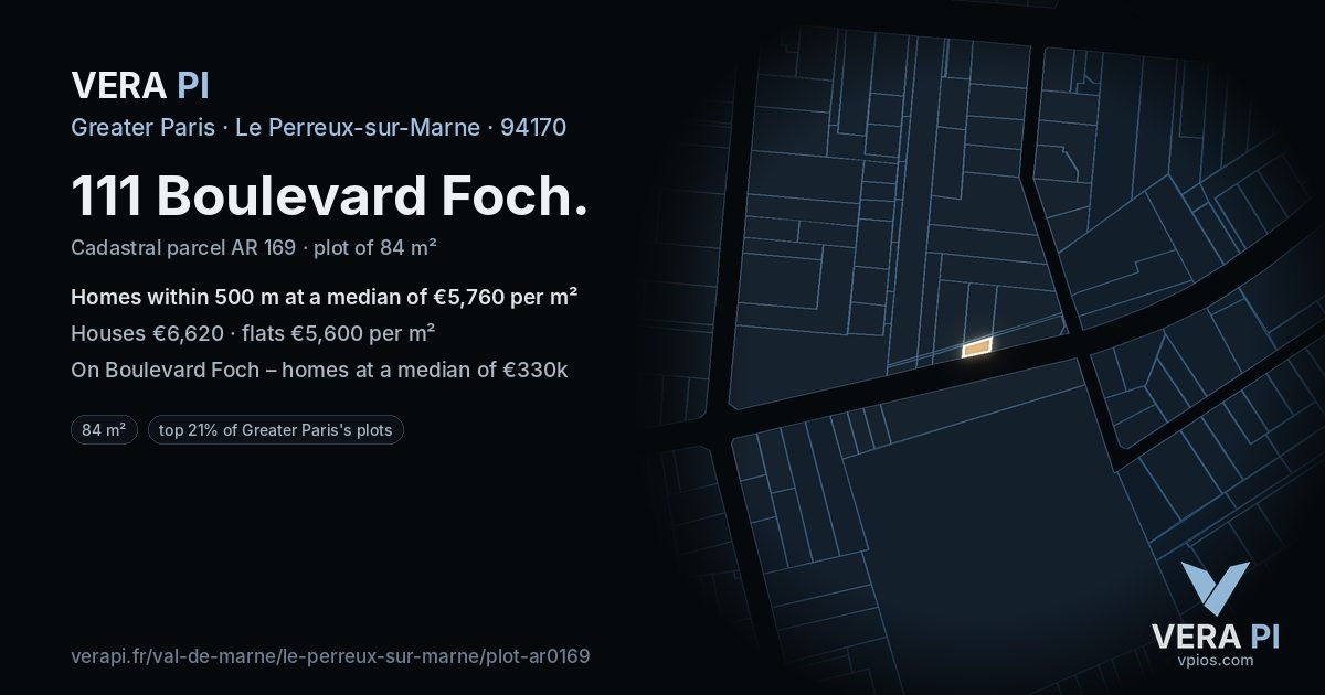 111 Boulevard Foch, Le Perreux-sur-Marne at night – the plot lit, the parcels around coloured by the prices near them