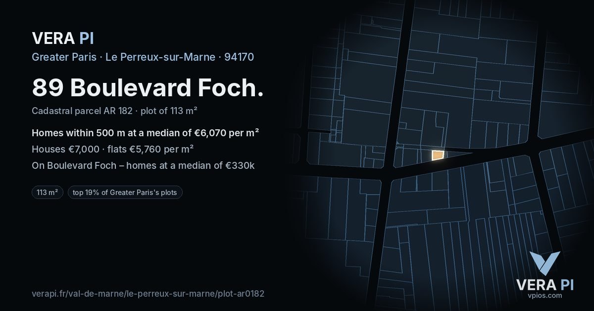 89 Boulevard Foch, Le Perreux-sur-Marne at night – the plot lit, the parcels around coloured by the prices near them