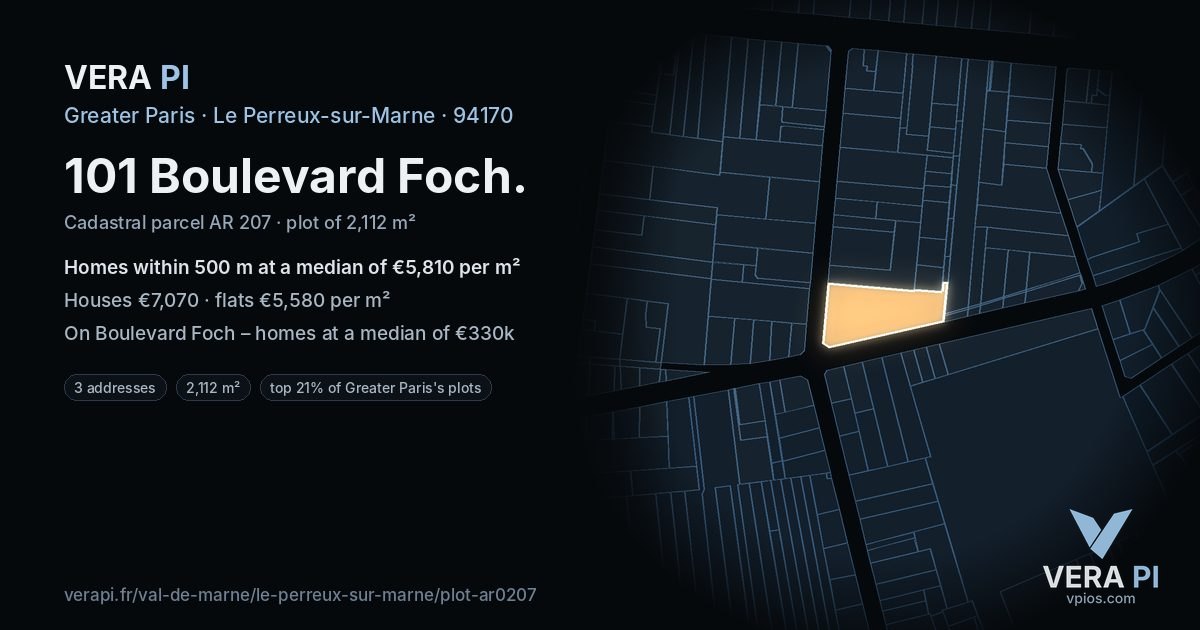 101 Boulevard Foch, Le Perreux-sur-Marne at night – the plot lit, the parcels around coloured by the prices near them
