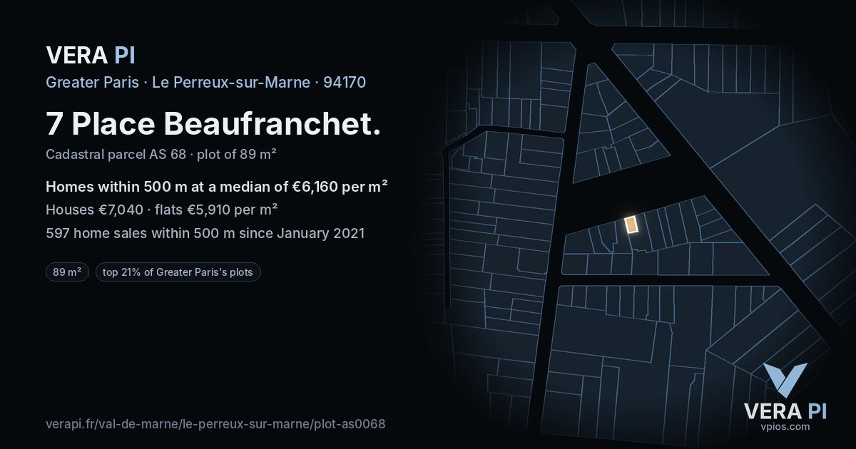 7 Place Beaufranchet, Le Perreux-sur-Marne at night – the plot lit, the parcels around coloured by the prices near them