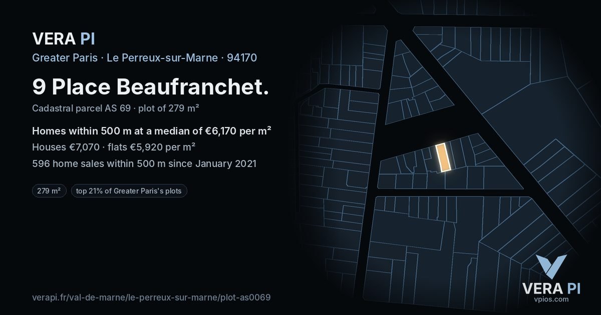9 Place Beaufranchet, Le Perreux-sur-Marne at night – the plot lit, the parcels around coloured by the prices near them