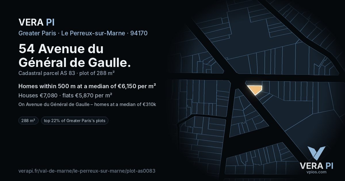 54 Avenue du Général de Gaulle, Le Perreux-sur-Marne at night – the plot lit, the parcels around coloured by the prices near them