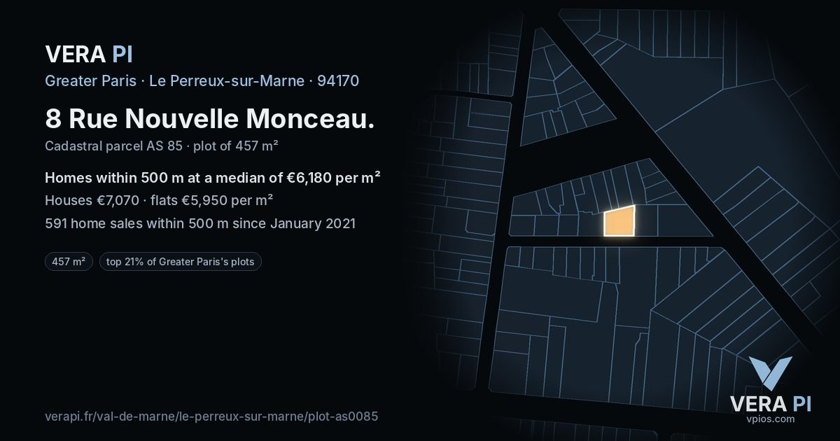 8 Rue Nouvelle Monceau, Le Perreux-sur-Marne at night – the plot lit, the parcels around coloured by the prices near them