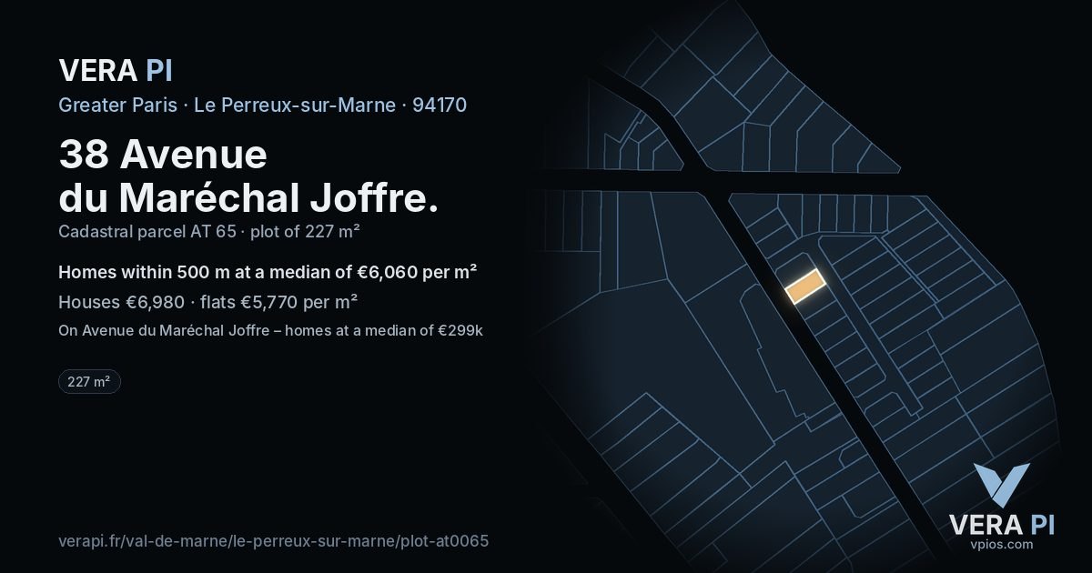 38 Avenue du Maréchal Joffre, Le Perreux-sur-Marne at night – the plot lit, the parcels around coloured by the prices near them