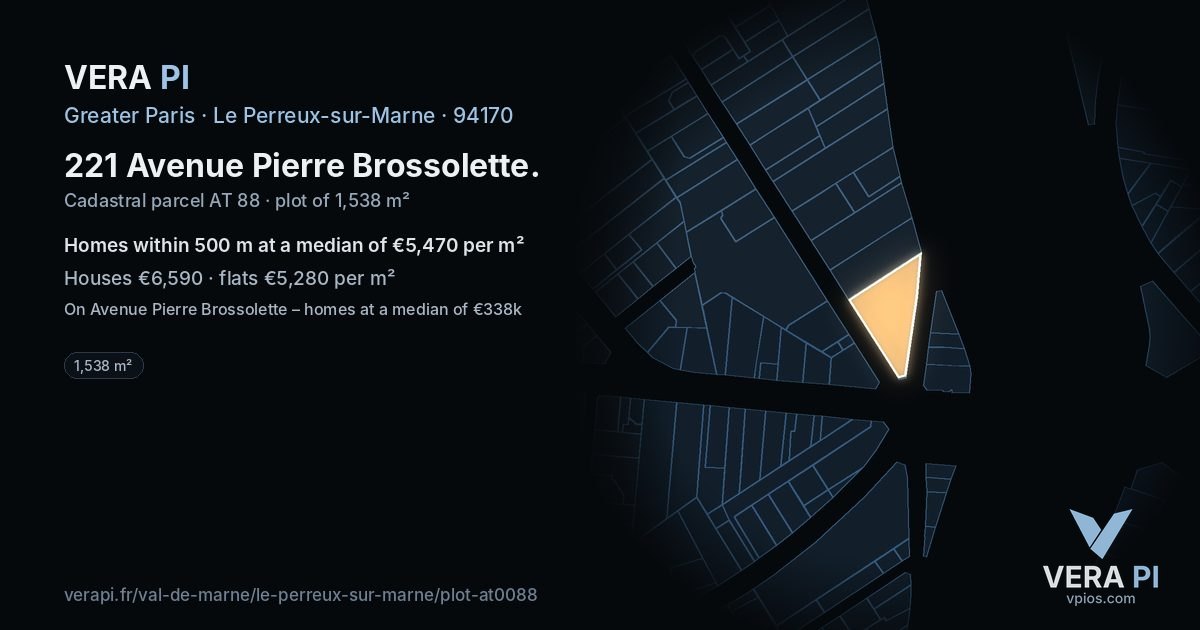221 Avenue Pierre Brossolette, Le Perreux-sur-Marne at night – the plot lit, the parcels around coloured by the prices near them