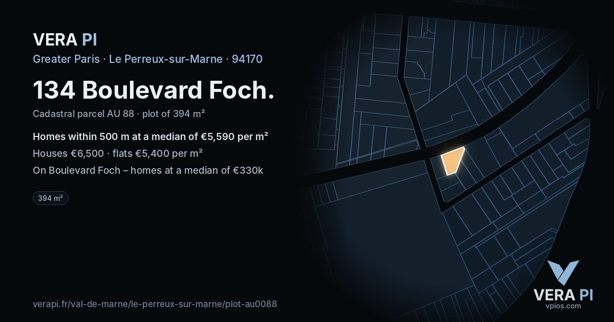 134 Boulevard Foch, Le Perreux-sur-Marne at night – the plot lit, the parcels around coloured by the prices near them