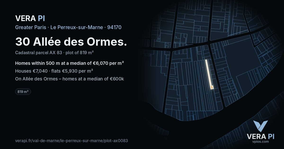 30 Allée des Ormes, Le Perreux-sur-Marne at night – the plot lit, the parcels around coloured by the prices near them