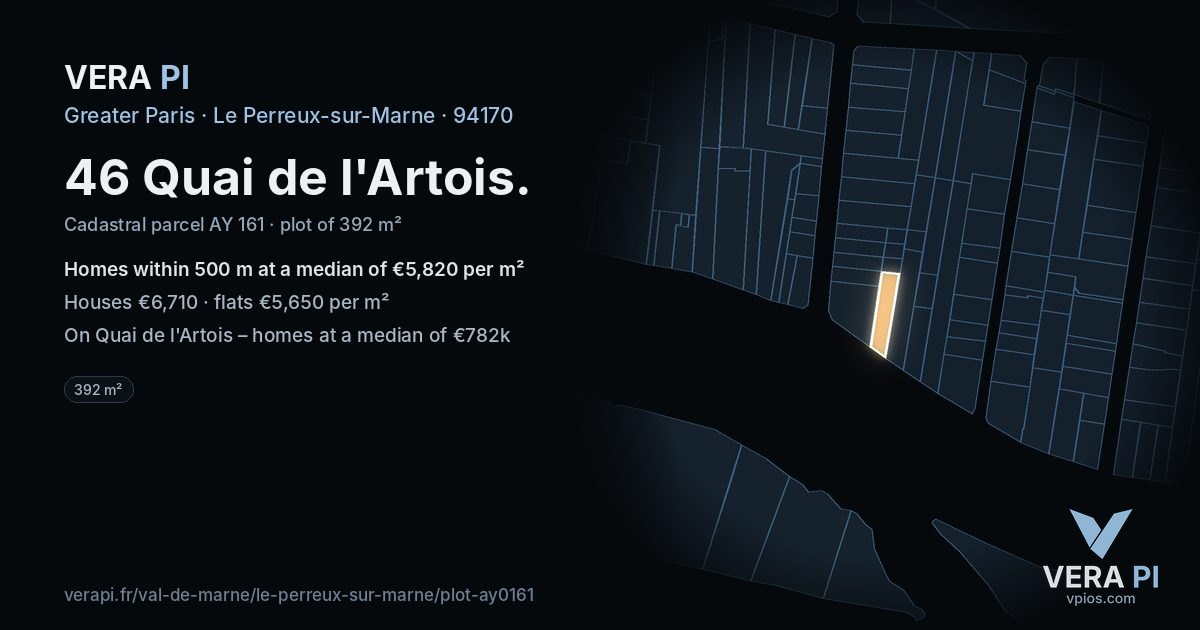 46 Quai de l'Artois, Le Perreux-sur-Marne at night – the plot lit, the parcels around coloured by the prices near them