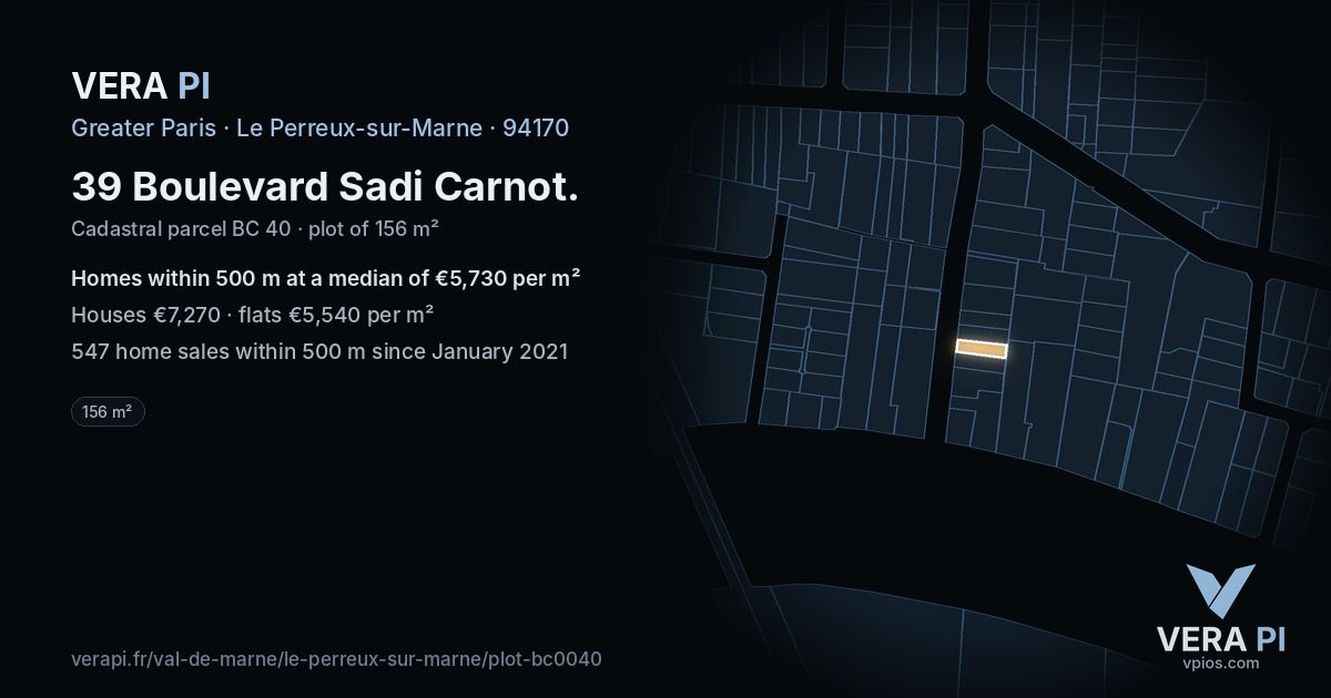 39 Boulevard Sadi Carnot, Le Perreux-sur-Marne at night – the plot lit, the parcels around coloured by the prices near them