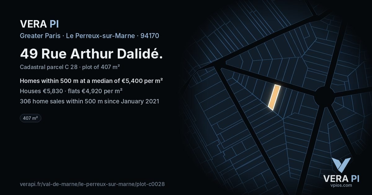 49 Rue Arthur Dalidé, Le Perreux-sur-Marne at night – the plot lit, the parcels around coloured by the prices near them