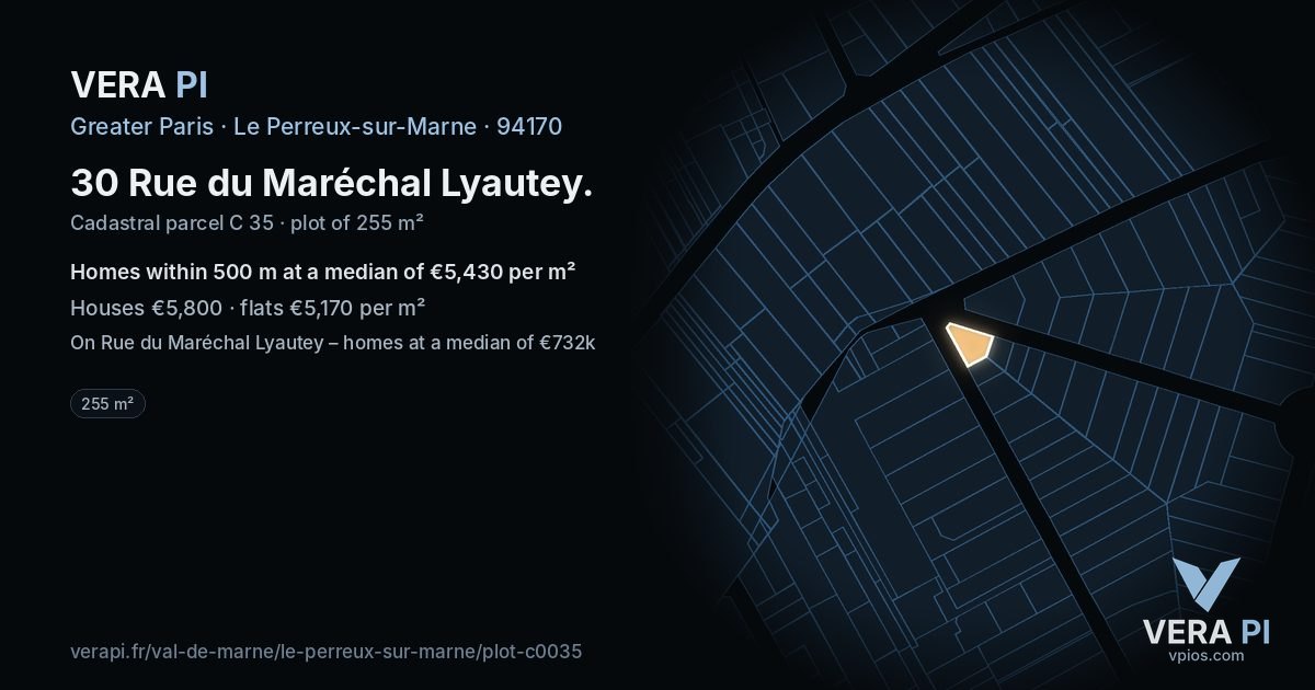 30 Rue du Maréchal Lyautey, Le Perreux-sur-Marne at night – the plot lit, the parcels around coloured by the prices near them
