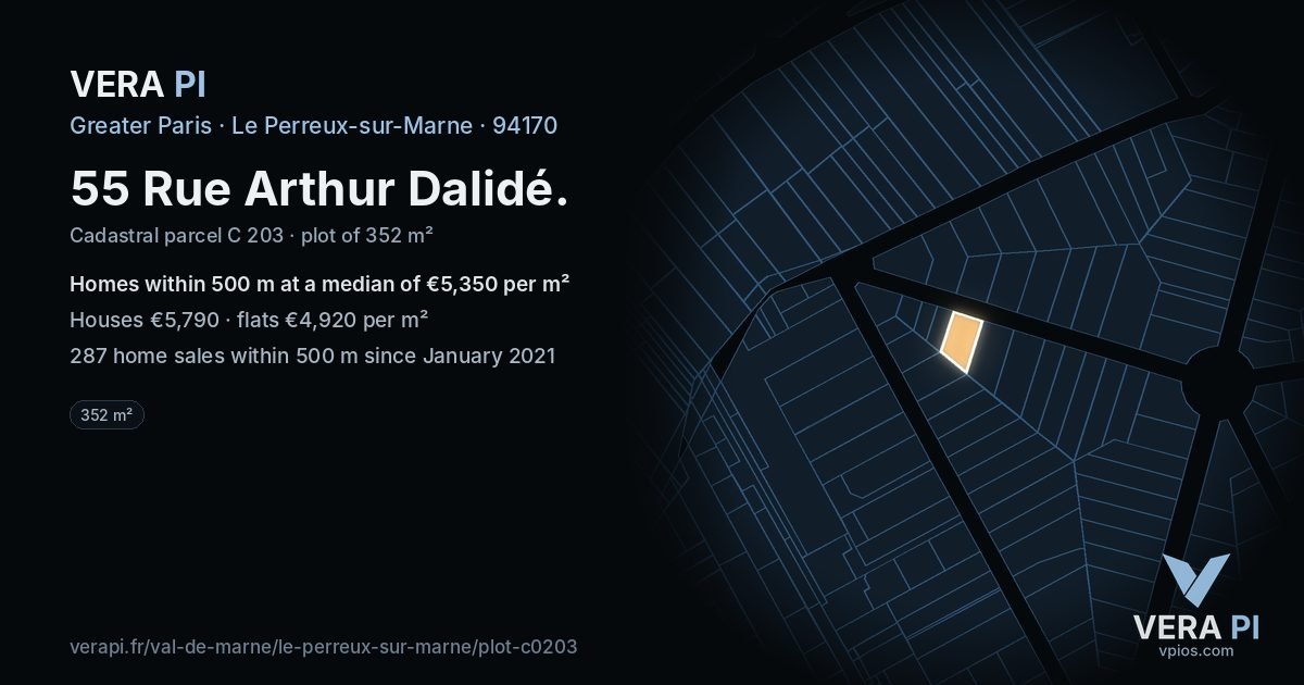 55 Rue Arthur Dalidé, Le Perreux-sur-Marne at night – the plot lit, the parcels around coloured by the prices near them