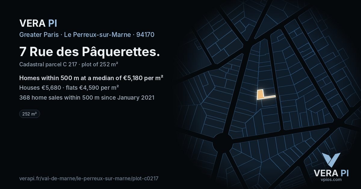 7 Rue des Pâquerettes, Le Perreux-sur-Marne at night – the plot lit, the parcels around coloured by the prices near them