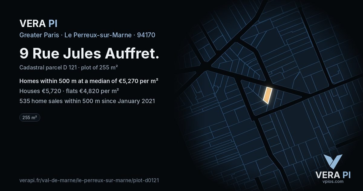 9 Rue Jules Auffret, Le Perreux-sur-Marne at night – the plot lit, the parcels around coloured by the prices near them